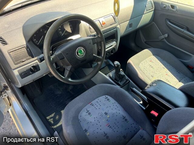Шкода Фабия, объемом двигателя 1.4 л и пробегом 138 тыс. км за 3450 $, фото 3 на Automoto.ua