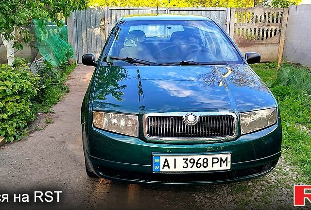 Шкода Фабия, объемом двигателя 1.4 л и пробегом 200 тыс. км за 3200 $, фото 1 на Automoto.ua
