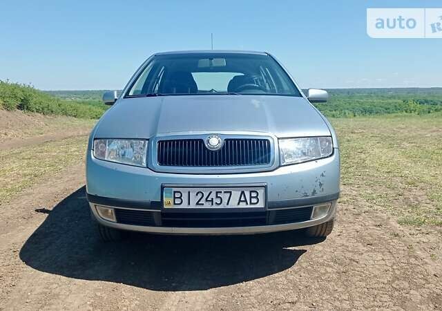 Шкода Фабия, объемом двигателя 1.4 л и пробегом 252 тыс. км за 3700 $, фото 1 на Automoto.ua