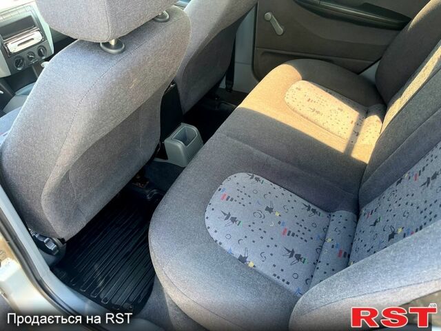 Шкода Фабия, объемом двигателя 1.4 л и пробегом 138 тыс. км за 3450 $, фото 9 на Automoto.ua