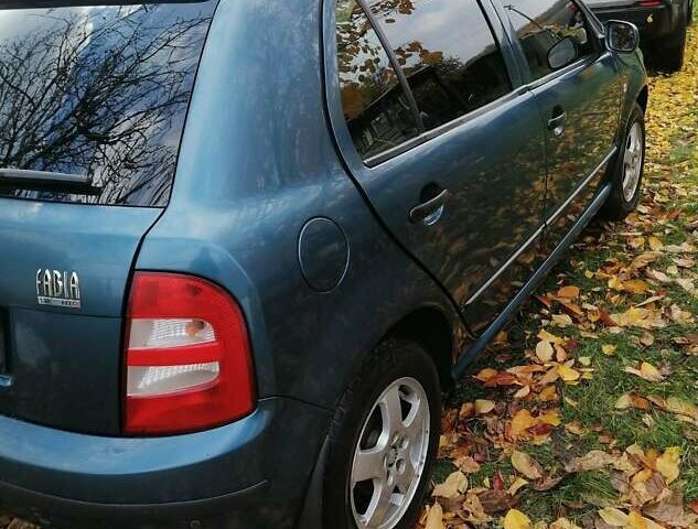 Шкода Фабия, объемом двигателя 1.2 л и пробегом 211 тыс. км за 4300 $, фото 16 на Automoto.ua