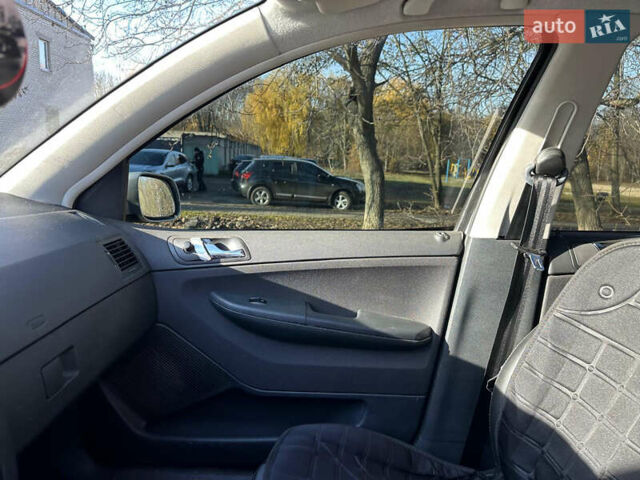 Шкода Фабия, объемом двигателя 1.2 л и пробегом 196 тыс. км за 3400 $, фото 5 на Automoto.ua