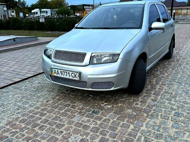 Шкода Фабія, об'ємом двигуна 1.2 л та пробігом 243 тис. км за 3000 $, фото 6 на Automoto.ua