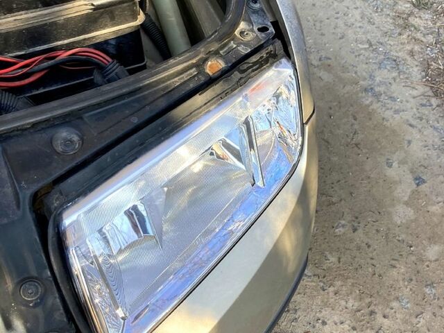 Шкода Фабия, объемом двигателя 14 л и пробегом 234 тыс. км за 3200 $, фото 1 на Automoto.ua