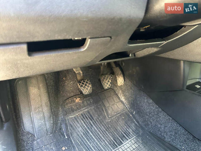 Шкода Фабия, объемом двигателя 1.2 л и пробегом 196 тыс. км за 3400 $, фото 7 на Automoto.ua