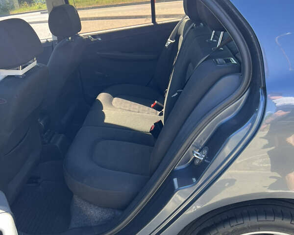 Шкода Фабия, объемом двигателя 1.2 л и пробегом 251 тыс. км за 4450 $, фото 15 на Automoto.ua