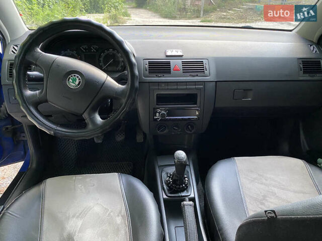 Шкода Фабия, объемом двигателя 1.39 л и пробегом 198 тыс. км за 4000 $, фото 11 на Automoto.ua