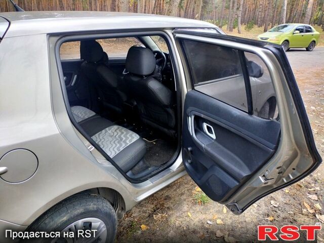 Шкода Фабія, об'ємом двигуна 1.2 л та пробігом 241 тис. км за 4500 $, фото 7 на Automoto.ua