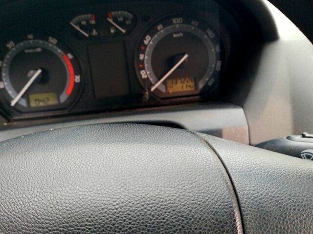 Шкода Фабія, об'ємом двигуна 1.2 л та пробігом 137 тис. км за 3500 $, фото 2 на Automoto.ua