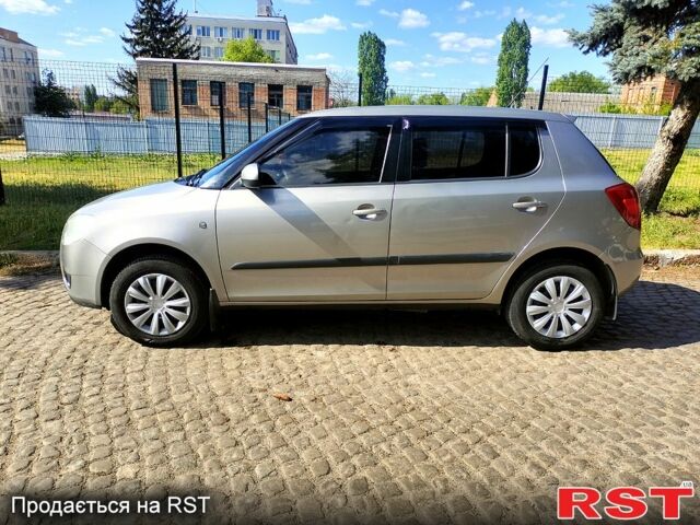 Шкода Фабія, об'ємом двигуна 1.2 л та пробігом 223 тис. км за 5000 $, фото 2 на Automoto.ua