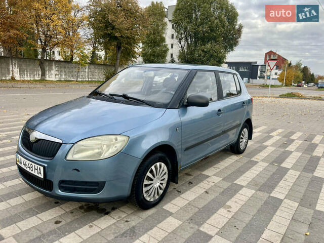 Шкода Фабия, объемом двигателя 1.2 л и пробегом 227 тыс. км за 3600 $, фото 2 на Automoto.ua