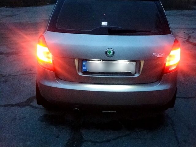 Шкода Фабія, об'ємом двигуна 1.2 л та пробігом 247 тис. км за 4600 $, фото 3 на Automoto.ua