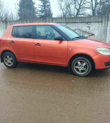 Шкода Фабия, объемом двигателя 1.2 л и пробегом 289 тыс. км за 4500 $, фото 1 на Automoto.ua