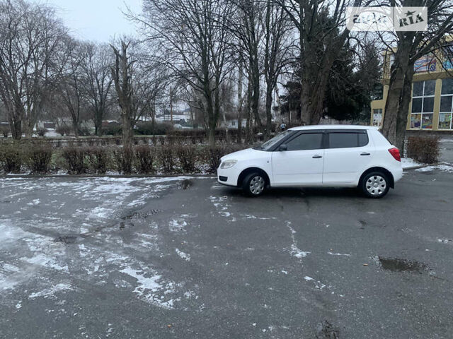 Шкода Фабія, об'ємом двигуна 1.2 л та пробігом 298 тис. км за 4500 $, фото 32 на Automoto.ua