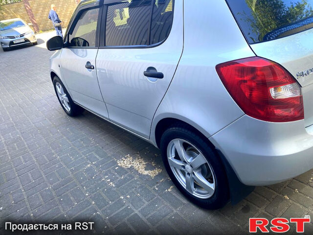 Шкода Фабия, объемом двигателя 1.2 л и пробегом 255 тыс. км за 5750 $, фото 1 на Automoto.ua