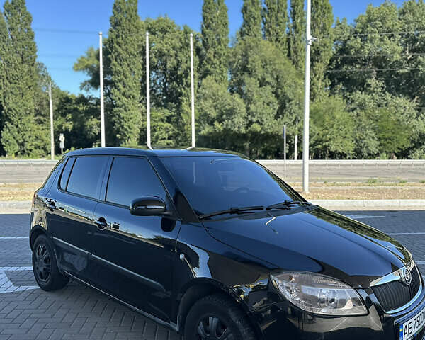 Шкода Фабия, объемом двигателя 1.4 л и пробегом 260 тыс. км за 4650 $, фото 2 на Automoto.ua