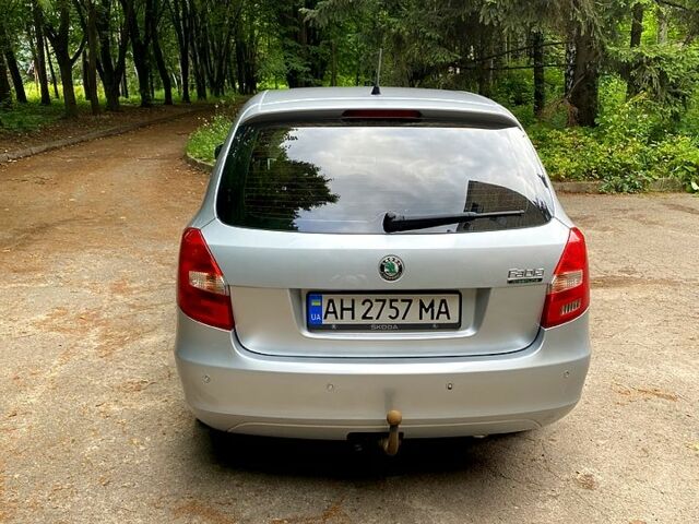 Шкода Фабия, объемом двигателя 1.4 л и пробегом 245 тыс. км за 5300 $, фото 3 на Automoto.ua