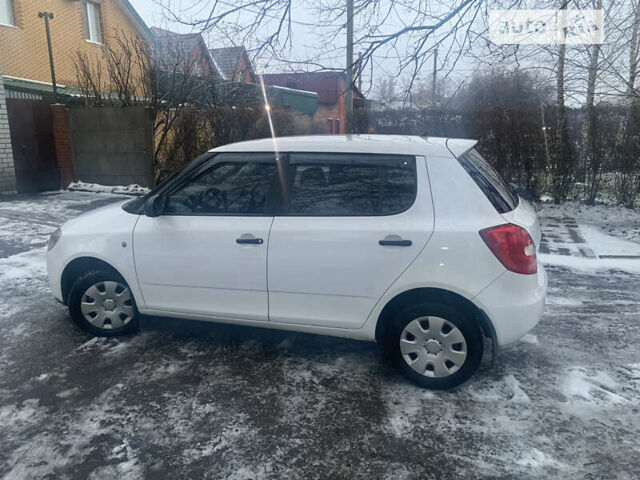 Шкода Фабія, об'ємом двигуна 1.2 л та пробігом 298 тис. км за 4500 $, фото 48 на Automoto.ua