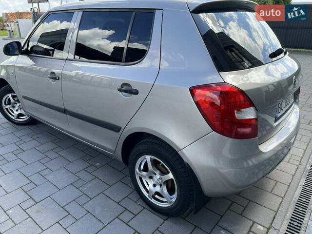 Шкода Фабия, объемом двигателя 1.2 л и пробегом 214 тыс. км за 4200 $, фото 15 на Automoto.ua