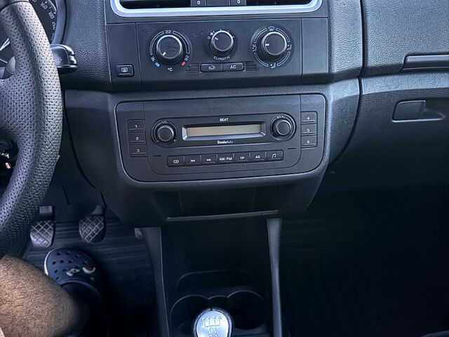Шкода Фабія, об'ємом двигуна 1.4 л та пробігом 228 тис. км за 4650 $, фото 10 на Automoto.ua