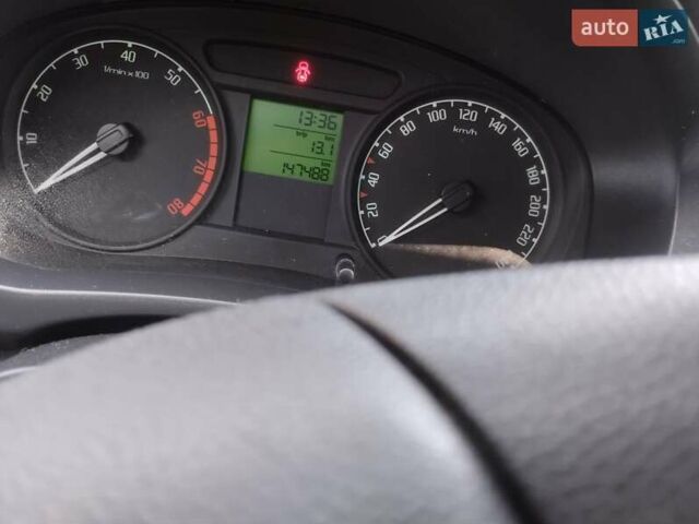 Шкода Фабия, объемом двигателя 1.2 л и пробегом 140 тыс. км за 5500 $, фото 1 на Automoto.ua