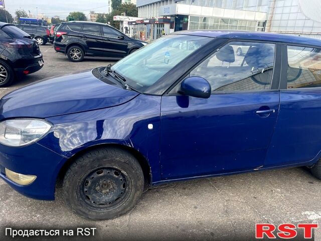 Шкода Фабия, объемом двигателя 1.6 л и пробегом 400 тыс. км за 2999 $, фото 2 на Automoto.ua