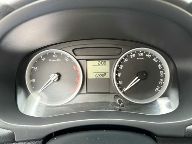 Шкода Фабия, объемом двигателя 1.2 л и пробегом 152 тыс. км за 4500 $, фото 16 на Automoto.ua