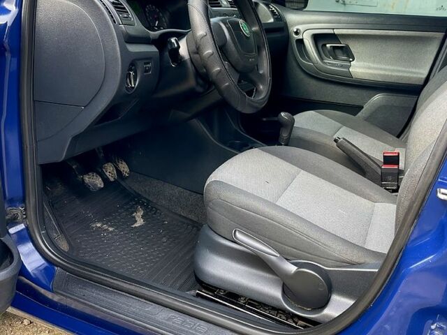 Шкода Фабия, объемом двигателя 1.2 л и пробегом 155 тыс. км за 5700 $, фото 9 на Automoto.ua