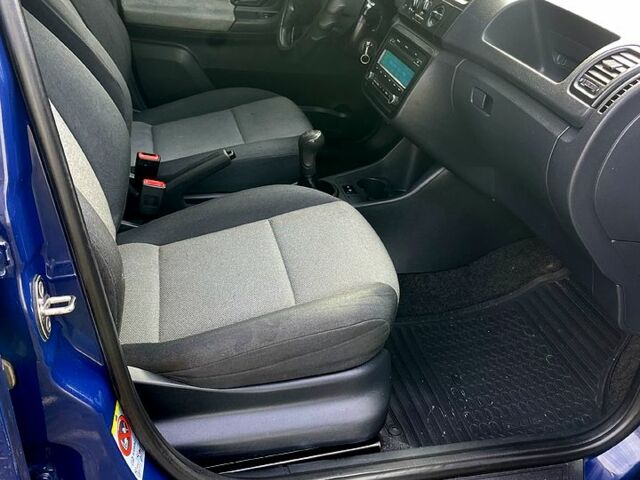 Шкода Фабия, объемом двигателя 1.2 л и пробегом 155 тыс. км за 5700 $, фото 8 на Automoto.ua