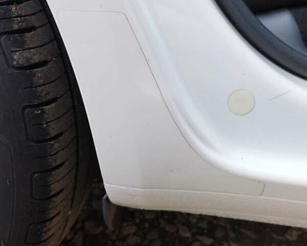 Шкода Фабія, об'ємом двигуна 1.4 л та пробігом 199 тис. км за 8500 $, фото 35 на Automoto.ua