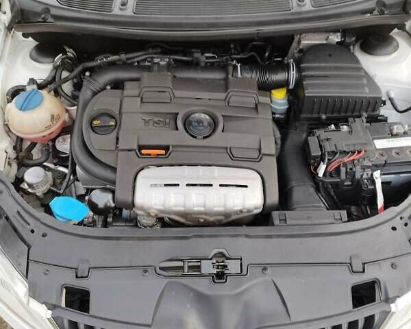 Шкода Фабія, об'ємом двигуна 1.4 л та пробігом 199 тис. км за 8500 $, фото 46 на Automoto.ua