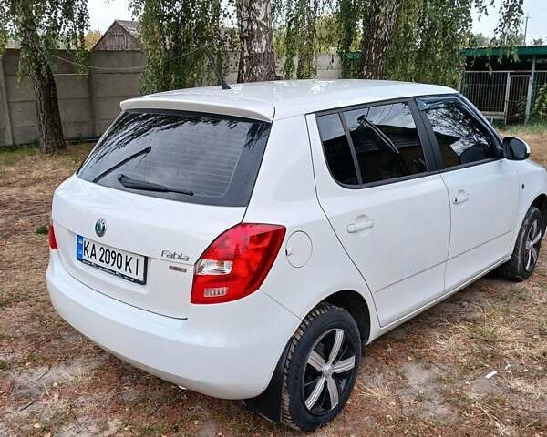 Шкода Фабия, объемом двигателя 1.4 л и пробегом 149 тыс. км за 5700 $, фото 7 на Automoto.ua