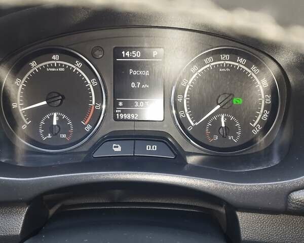 Шкода Фабія, об'ємом двигуна 1.4 л та пробігом 199 тис. км за 8500 $, фото 53 на Automoto.ua