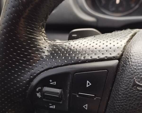 Шкода Фабія, об'ємом двигуна 1.4 л та пробігом 199 тис. км за 8500 $, фото 57 на Automoto.ua