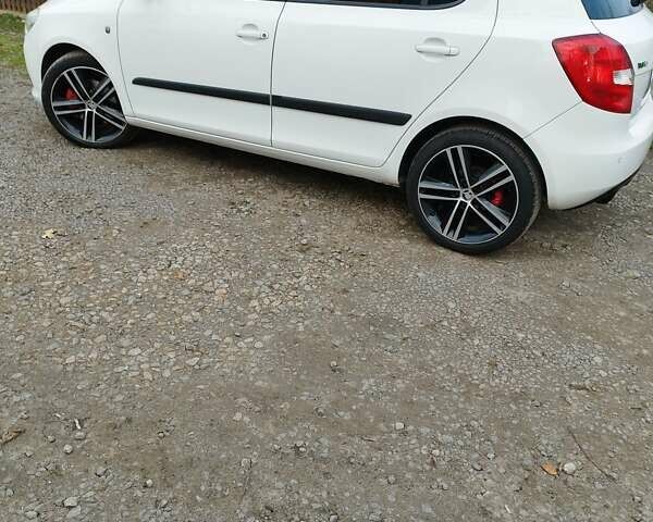 Шкода Фабія, об'ємом двигуна 1.4 л та пробігом 199 тис. км за 8500 $, фото 40 на Automoto.ua