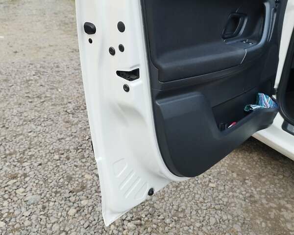 Шкода Фабія, об'ємом двигуна 1.4 л та пробігом 199 тис. км за 8500 $, фото 27 на Automoto.ua