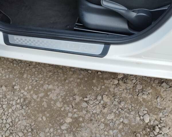 Шкода Фабія, об'ємом двигуна 1.4 л та пробігом 199 тис. км за 8500 $, фото 28 на Automoto.ua