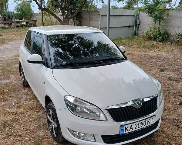 Шкода Фабия, объемом двигателя 1.4 л и пробегом 149 тыс. км за 5700 $, фото 6 на Automoto.ua