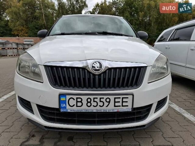 Шкода Фабія, об'ємом двигуна 1.6 л та пробігом 243 тис. км за 6450 $, фото 5 на Automoto.ua