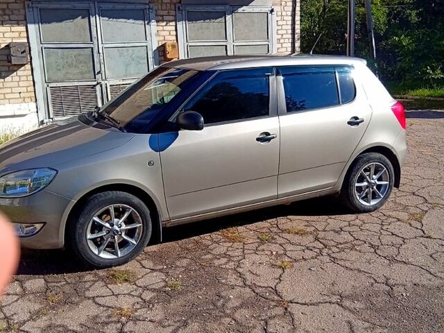 Шкода Фабія, об'ємом двигуна 1.2 л та пробігом 83 тис. км за 6500 $, фото 2 на Automoto.ua