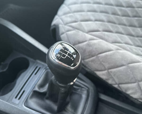 Шкода Фабия, объемом двигателя 1.4 л и пробегом 212 тыс. км за 7600 $, фото 30 на Automoto.ua