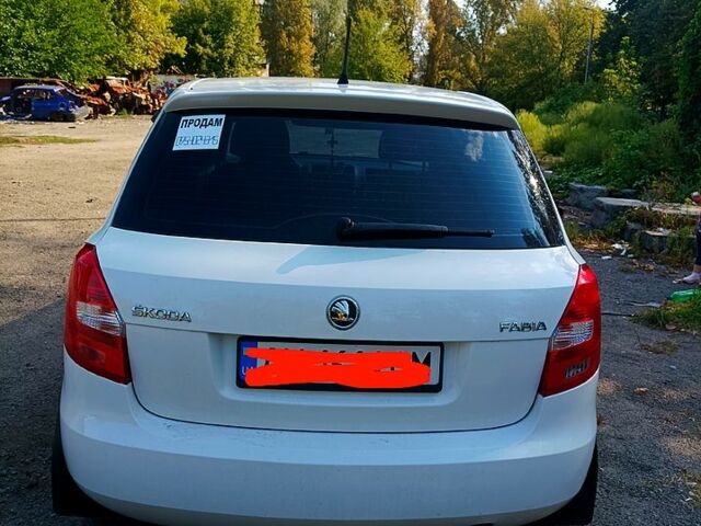 Шкода Фабия, объемом двигателя 1.4 л и пробегом 249 тыс. км за 5500 $, фото 2 на Automoto.ua