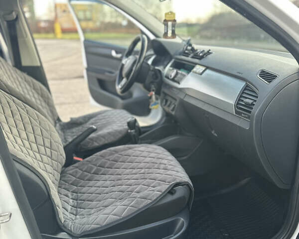 Шкода Фабия, объемом двигателя 1.4 л и пробегом 212 тыс. км за 7600 $, фото 27 на Automoto.ua