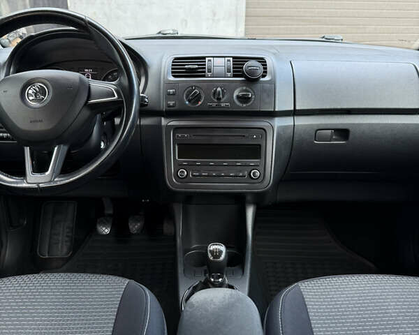 Шкода Фабия, объемом двигателя 1.6 л и пробегом 250 тыс. км за 6300 $, фото 15 на Automoto.ua