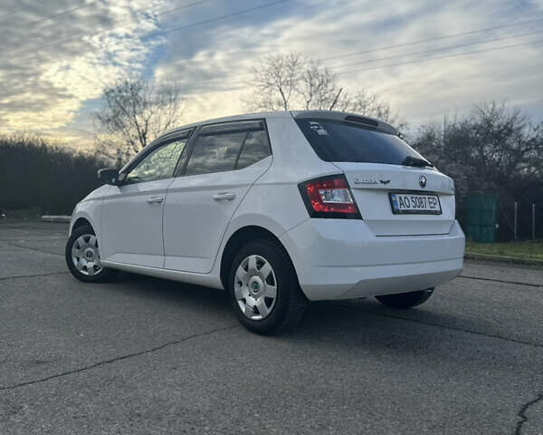 Шкода Фабия, объемом двигателя 1.4 л и пробегом 212 тыс. км за 7600 $, фото 5 на Automoto.ua