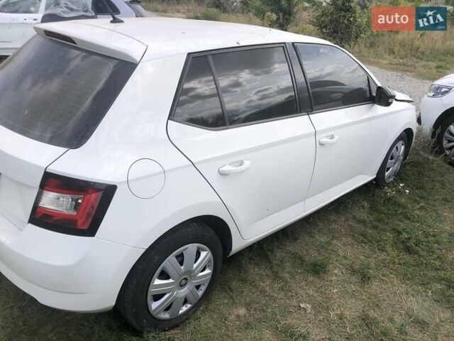 Шкода Фабія, об'ємом двигуна 1 л та пробігом 236 тис. км за 2950 $, фото 2 на Automoto.ua