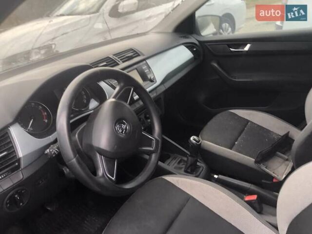 Шкода Фабія, об'ємом двигуна 1 л та пробігом 236 тис. км за 2950 $, фото 3 на Automoto.ua
