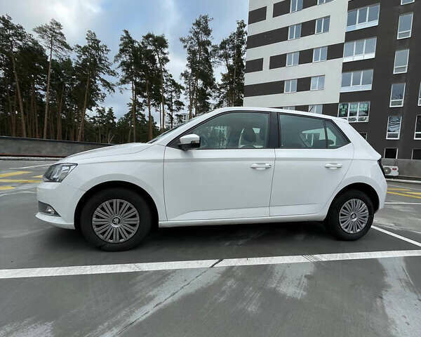 Шкода Фабія, об'ємом двигуна 1.2 л та пробігом 95 тис. км за 9500 $, фото 4 на Automoto.ua