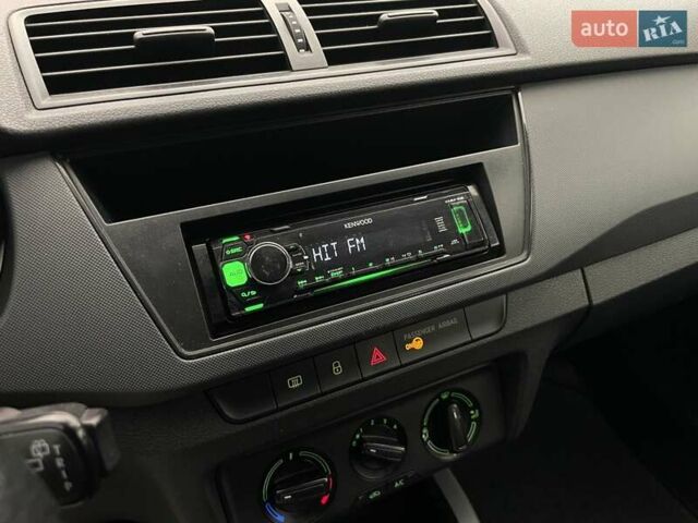 Шкода Фабия, объемом двигателя 1.6 л и пробегом 197 тыс. км за 9720 $, фото 13 на Automoto.ua