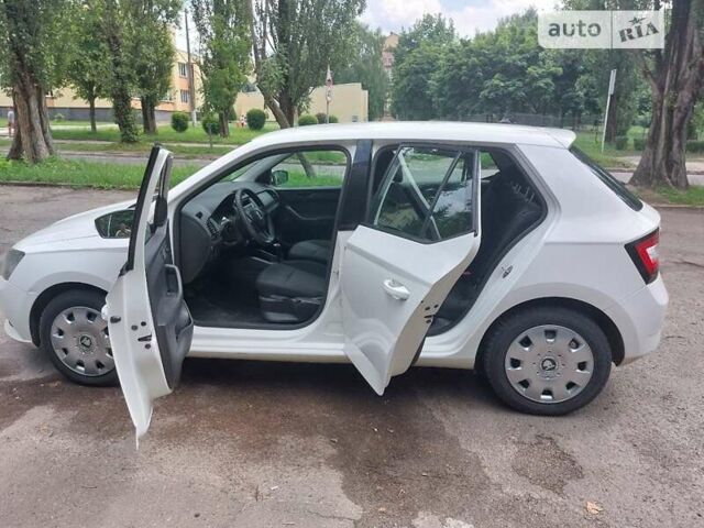 Шкода Фабия, объемом двигателя 1 л и пробегом 168 тыс. км за 6499 $, фото 12 на Automoto.ua